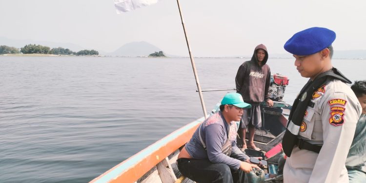 Patroli Perairan Terus Dilakukan Sat Polairud Polres Purwakarta Selama Ramadhan