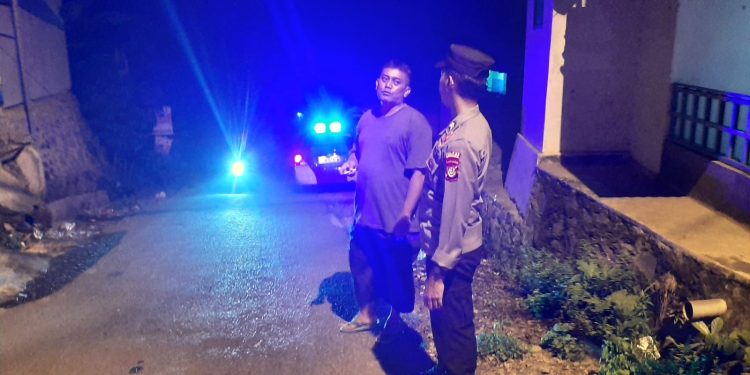Ciptakan Kondusifitas Pada Malam Hari Polsek Pasawahan Gencarkan Blue Light Patrol