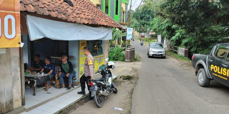 Cegah Aksi kejahatan siang hari wilayah Polsek Pasawahan dengan Patroli KRYD cegah c3 wilayah kec.pasawahan dan kec.pondok salam patroli Rutin di Lakukan