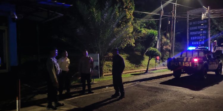 Polri Untuk Masyarakat, Polsek Plered Intensifkan Patroli Malam Hingga Subuh