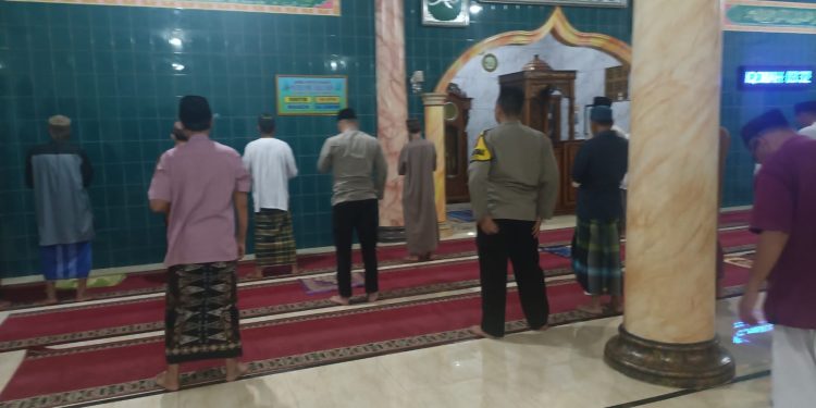 Kapolsek Bungursari Polres Purwakarta Gelar Safari Kultum Subuh dan Pam Sahur di Bulan Ramadhan