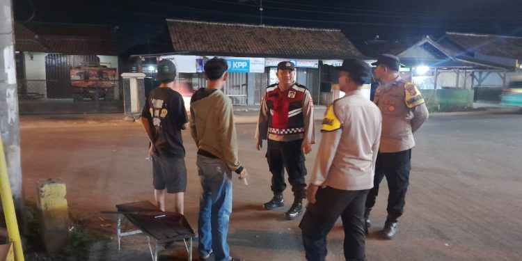 Polsek Cibatu Intensifkan Patroli KRYD Malam, Antisipasi Gangguan Kamtibmas Selama Ramadhan
