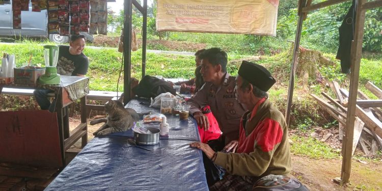 GIAT SAMBANG WARGA BHABINKANTIBMAS POLSEK KIARAPEDES