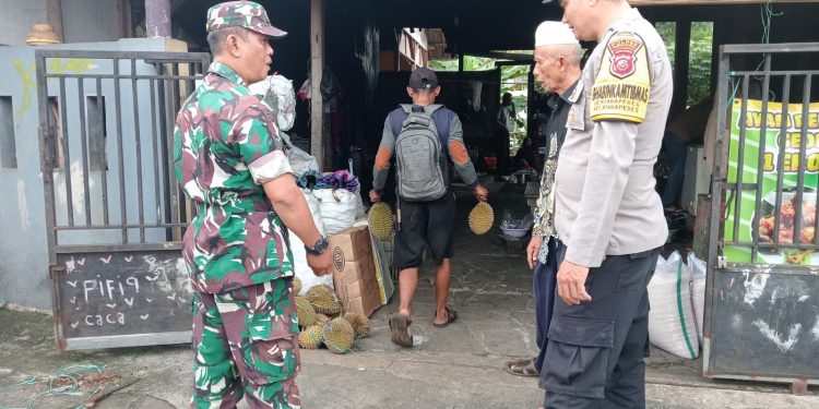GIAT SINERGITAS TNI POLRI POLSEK KIARAPEDES