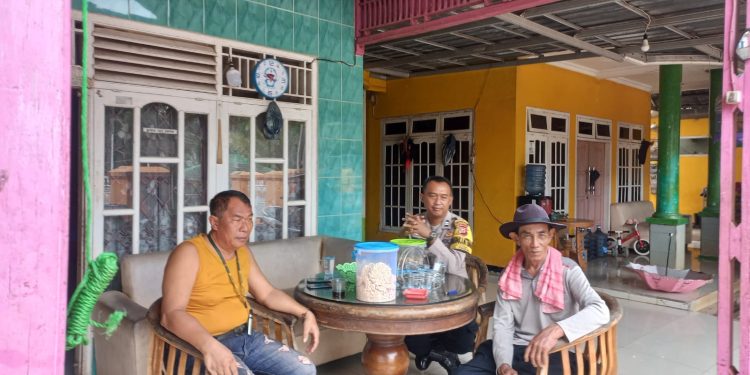 Jaga Hubungan Harmonis, Bhabinkamtibmas Polsek Bungursari Polres Purwakarta Rutin Laksanakan Sambang