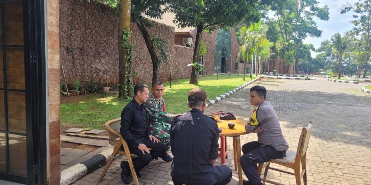 Perkuat Sinergitas, Bhabinkamtibmas Polsek Bungursari Polres Purwakarta Bersama Babinsa Kompak Jaga Stabilitas Keamanan Wilayah