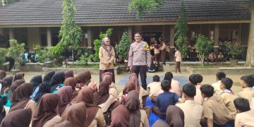 Mencegah Remaja Terlibat Aksi Kriminal, Polisi Di Purwakarta Terus Edukasi Pelajar