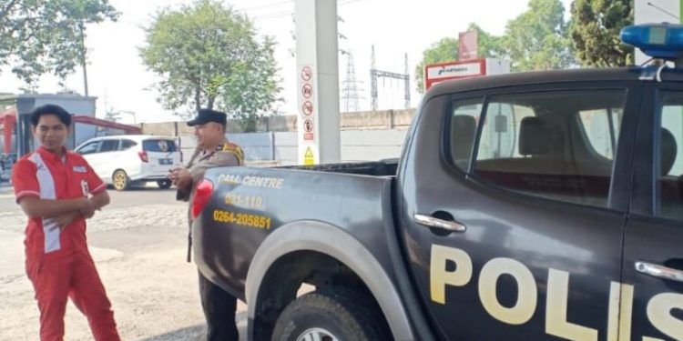 Unit Patroli Polsek Campaka Laksanakan Patroli Dialogis Jelang Hari Buruh Nasional