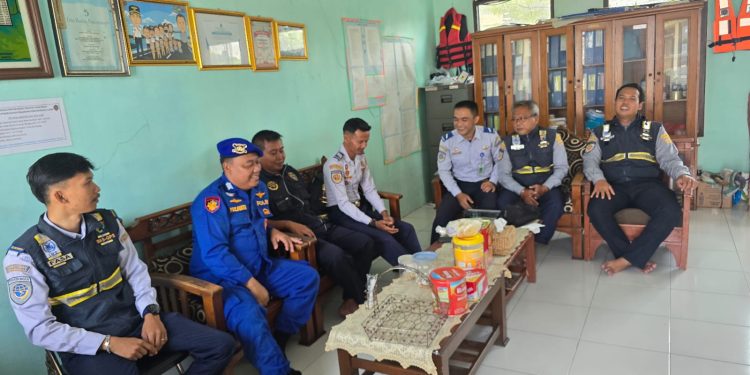 Cegah Ganguan Kamtibmas, Satpolairud Polres Purwakarta Berkolaborasi Dengan Berbagai Pihak