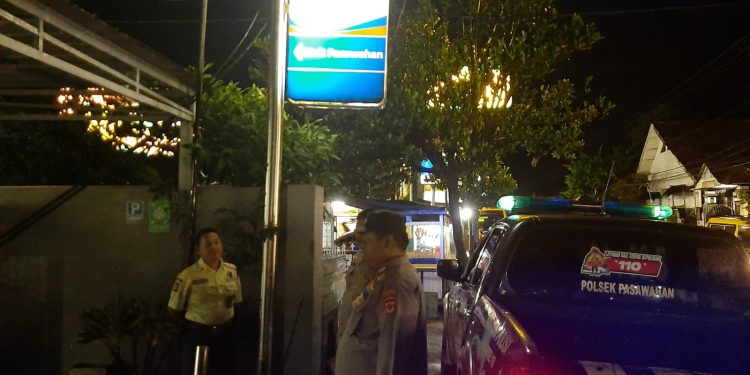 Blue Light Patrol Cara Polsek Pasawahan Jaga Kondusifitas Pada Jam-Jam Rawan