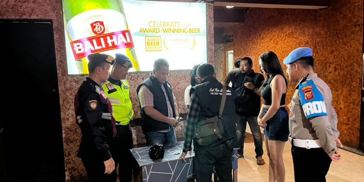 Polres Purwakarta Razia Tempat Hiburan Malam Dan Toko Miras, Ini hasilnya