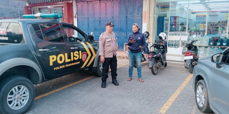 Polsek Pasawahan Patroli KRYD Sambangi Tempat Keramaian di Jam Rawan Dan Cegah Aksi Premanisme