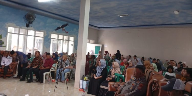 Bhabinkamtibmas Lebak Anyar Selalu Hadiri Setiap Kegiatan Yang Ada Di Wilayah Binaannya Guna Pelihara Kondusifitas