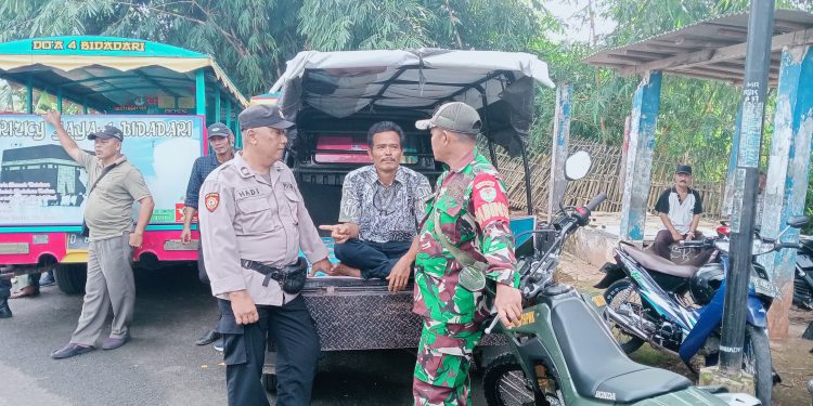 Bhabinkamtibmas Dan Babinsa Desa Sawah Kulon Bersinergi Sambang Warga Desa Binaan