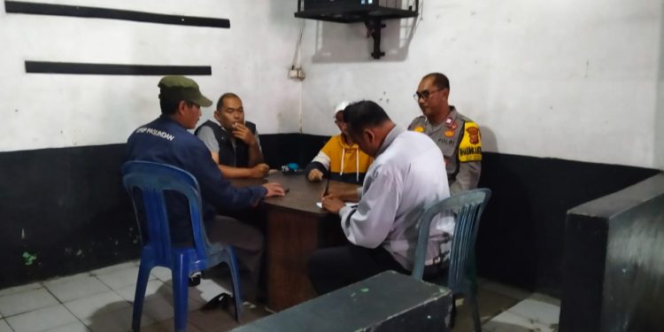 Bhabinkamtibmas Desa Wanayasa Sambangi Warga,  Sampaikan Pesan Kamtibmas