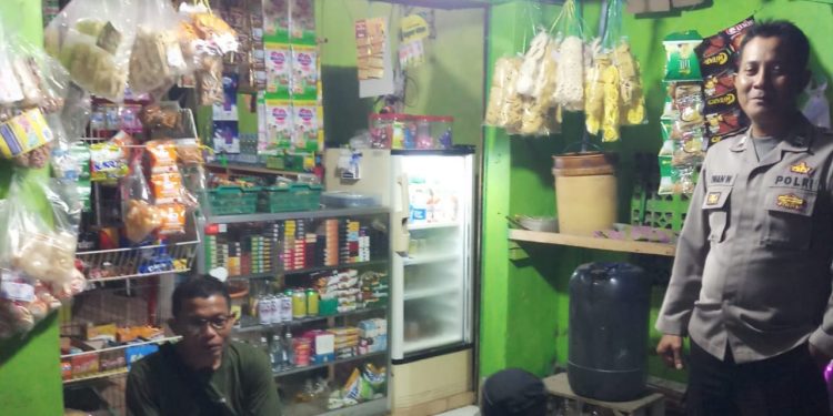 Melalui Patroli Dan Sambang Masyarakat Pada Malam Hari Polsek Pasawahan Mencegah Gangguan Kamtibmas