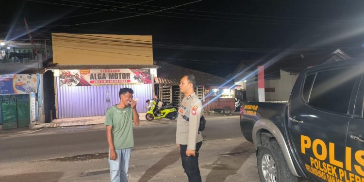 Minimalisir Aksi Premanisme dan Ciptakan Rasa Aman, Polsek Plered Rutin Lakukan Patroli Malam
