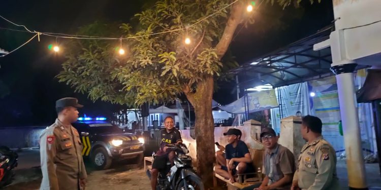 Giat sambang warga desa cihuni wilayah kec. Pasawahan himbauan kamtibmas situasi aman kondusif