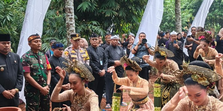 Wakili Kapolres, Kompol R Dandan Nugraha Gaos Hadiri Hari Bambu Sedunia 2025.