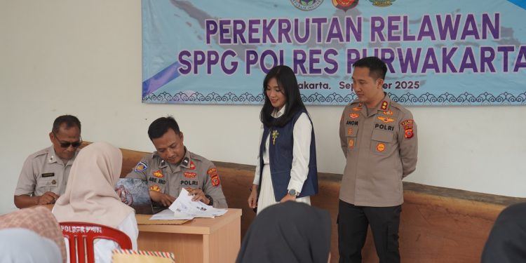 AKBP I Dewa Putu Gede Anom Danujaya Cek Rekrutmen Relawan Dapur SPPG Polres Purwakarta