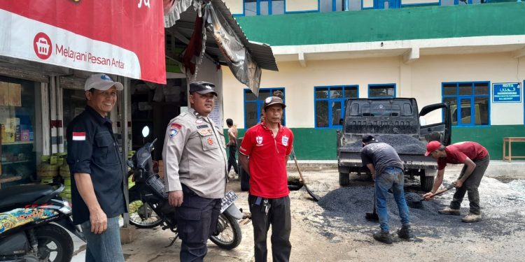 Cegah Kejahatan Jalanan Saat Dini Hari, Polsek Pasawahan Patroli Blue Light Di Jalan Raya Terusan Kapten Halim