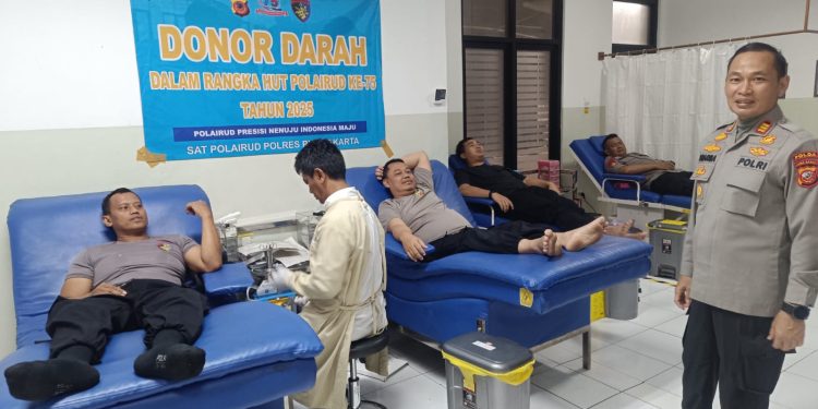 Jelang HUT Polairud Ke-75, Polres Purwakarta Gelar Donor Darah