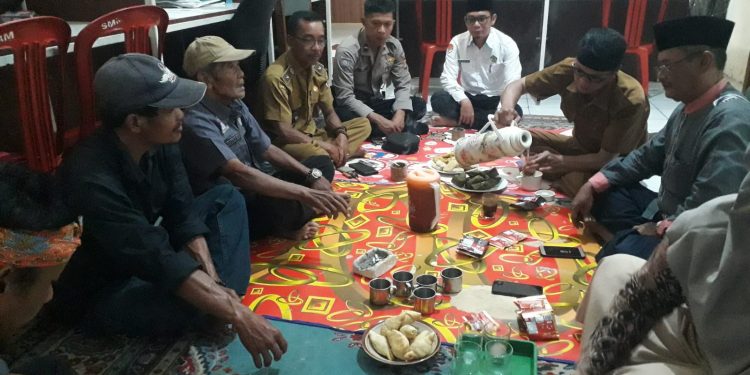 Dukung Operasi Lilin Lodaya 2025, Bhabinkamtibmas Salam Mulya Gencarkan Sambang Warga