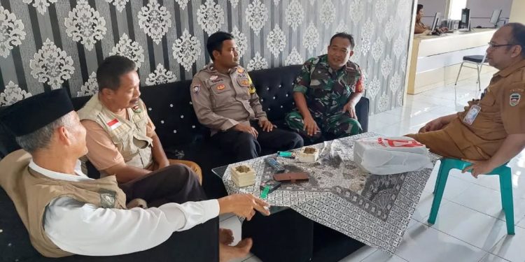 Bhabinkamtibmas Polsek Cibatu Ajak Warga Bijak Terima Informasi