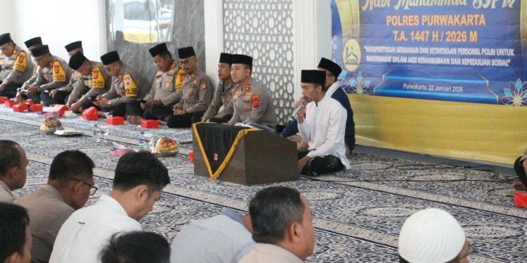 Peringati Isra Mi’raj, Polres Purwakarta Teguhkan Iman dan Kepedulian Sosial Personel Polri