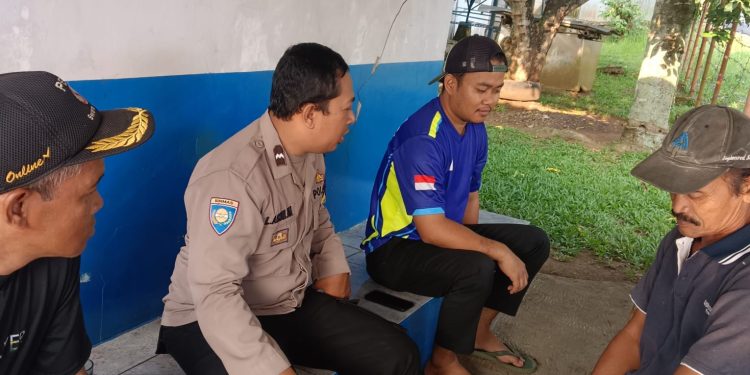 Deteksi Aksi Kriminalitas, Polsek Plered Gelar Patroli Dialogis