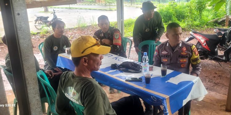 Bhabinkamtibmas Polsek Bungursari Polres Purwakarta Laksanakan Anjangsana, Pererat Kedekatan dengan Warga