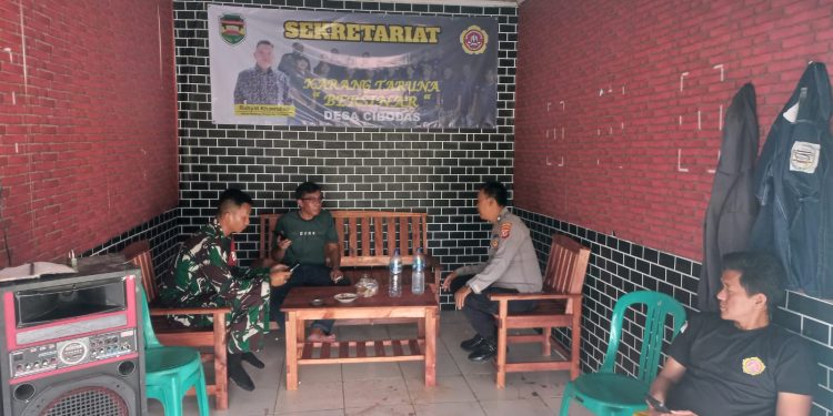 Polsek Bungursari Polres Purwakarta Tunjukkan Sinergitas TNI–Polri Melalui Sambang Warga