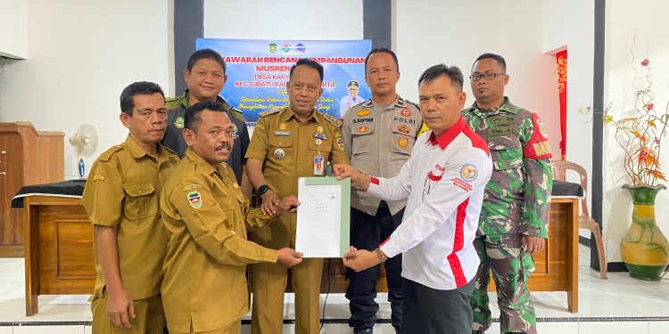 Bhabinkamtibmas Polsek Cibatu Hadiri Musrenbang Desa Karyamekar Tahun 2027
