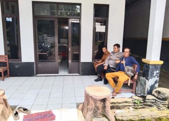 Kegiatan Sambang Warga, Polsek Plered Ajak Warga Jaga Kamtibmas