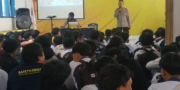 Polres Purwakarta Ajak Pelajar Jangan Terlibat Dalam Geng Motor