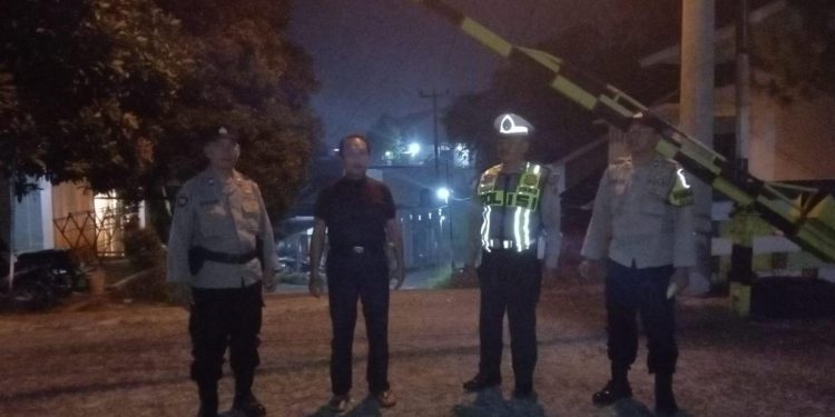 Patroli Malam, Polsek Bungursari Polres Purwakarta Antisipasi Gangguan Kamtibmas