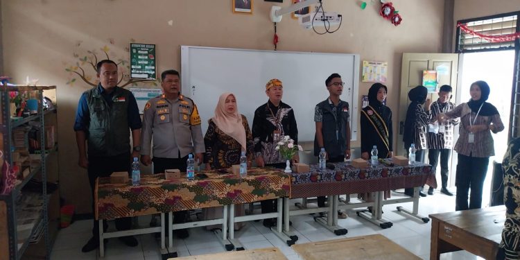 Kapolsek Pasawahan Dukung Pendidikan Anak Lewat Kegiatan Hayu Diajar Bumi Pasundan 2026