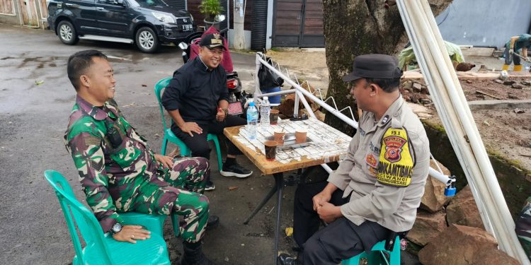 Giat Tiga Pilar di Bungursari, Bhabinkamtibmas Bersama Babinsa dan Kepala Desa Perkuat Sinergi Kamtibmas