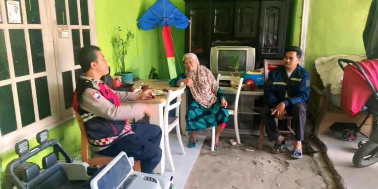 Jaga Kondusifitas, Unit Patroli Polsek Purwakarta Kota Gencarkan Patroli Dialogis