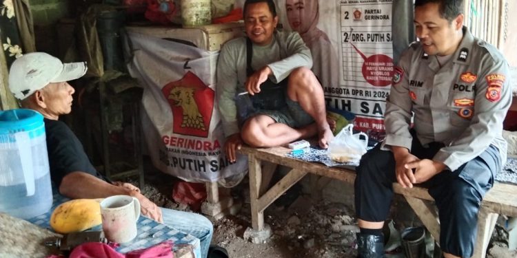 Ngopi Kamtibmas Bareng Masyarakat, Polsek Plered Wujudkan Polri Yang Humanis