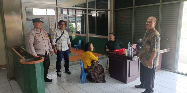 Monitoring Ibadah Awal Tahun, Polsek Bungursari Polres Purwakarta Pastikan Situasi Aman dan Kondusif