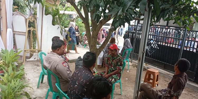 Sinergitas Bhabinkamtibmas dan Babinsa Lebak Anyar Jaga Kondusifitas Wilayah
