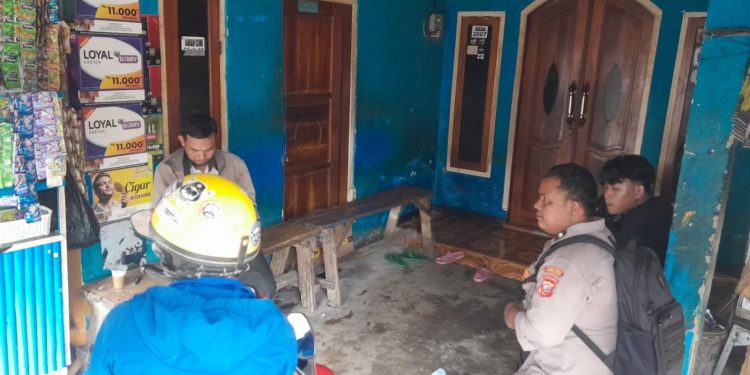 Bhabinkamtibmas Polsek Pasawahan DDS Warga untuk Jaga Kamtibmas di Desa Bungurjaya