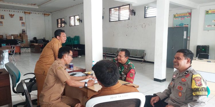 Sinergitas TNI–Polri dan Pemerintah Desa Cipinang Jadi Kunci Jaga Kamtibmas