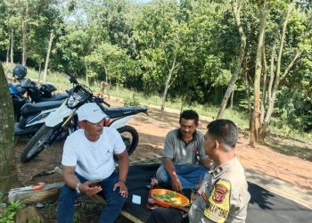 Bhabinkamtibmas Desa Kutamanah Intensifkan Sambang Warga Guna Perkuat Kamtibmas