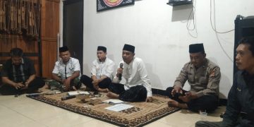Bhabinkamtibmas Desa Campaka Hadiri Acara Buka Puasa Bersama di Aula Desa Campaka