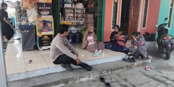 Bhabinkamtibmas Polsek Wanayasa Sambangi Warga, Wujudkan Kedekatan Polisi dengan Masyarakat