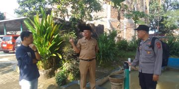 Bhabinkamtibmas Desa Kertajaya Sambang Tokoh Masyarakat Setempat Seraya Sampaikan Himbaun Kamtibmas