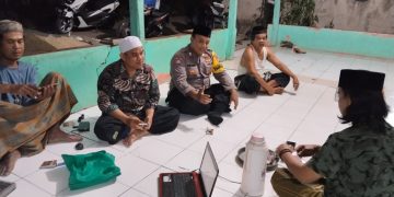 Bhabinkamtibmas Polsek Cibatu Temui Tokoh Agama di Desa Cilandak