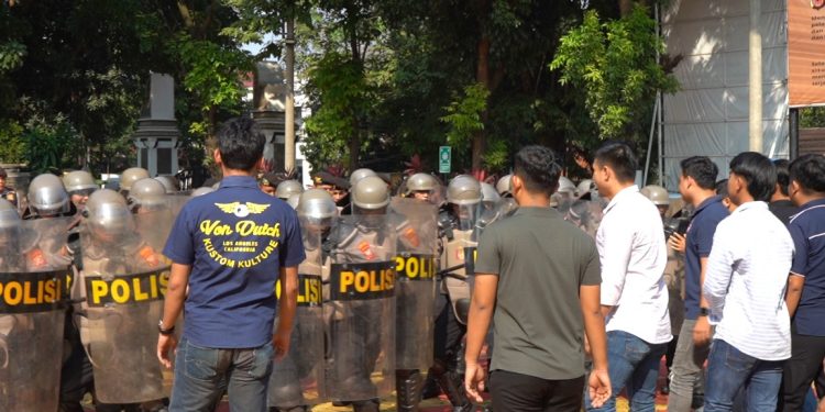 Pengamanan Mayday Dengan Humanis, Polres Purwakarta Gelar Latihan Dalmas